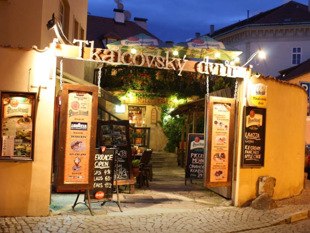 & Restaurant Tkalcovsky Dvur Apartmán Praha